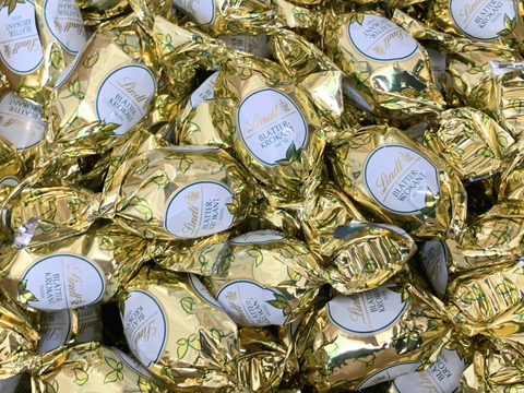 Lindt | Toffee Hazelnut Brittle White Chocolate | 18g | BB End Oct 26